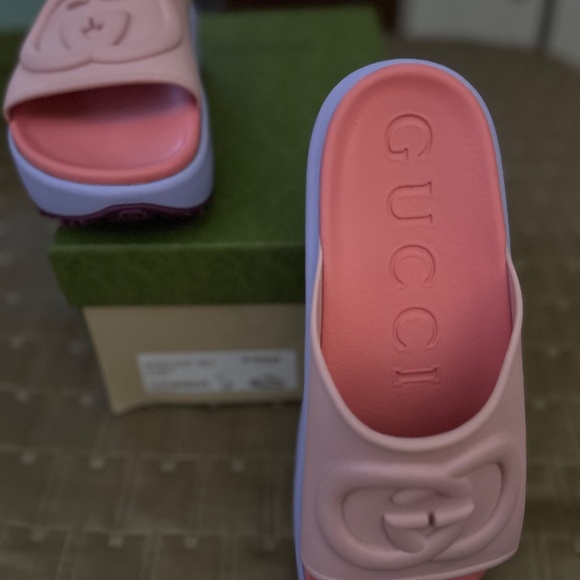 Gucci Platform Slide - Picture 3 of 3